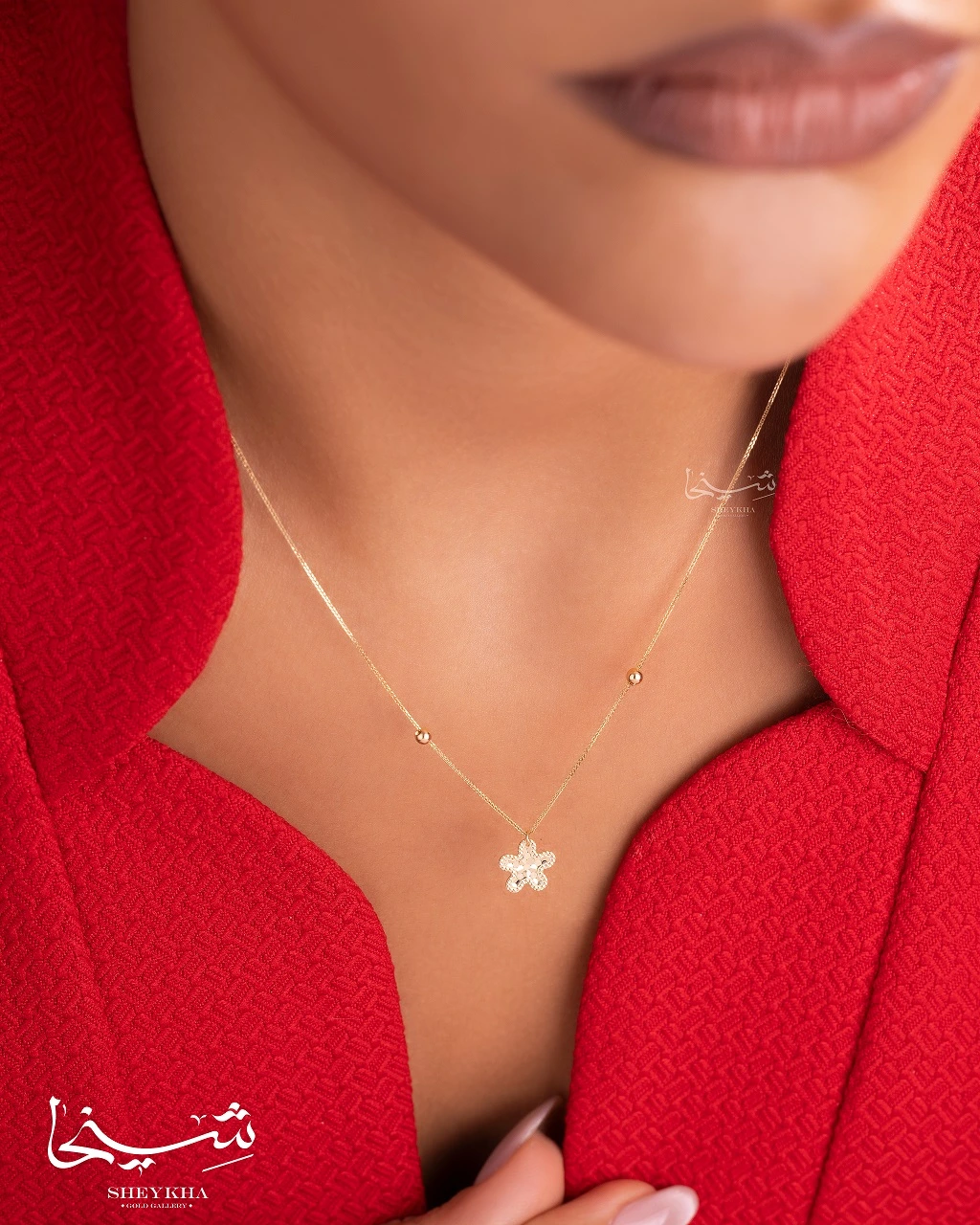 گردنبند شرابه ای